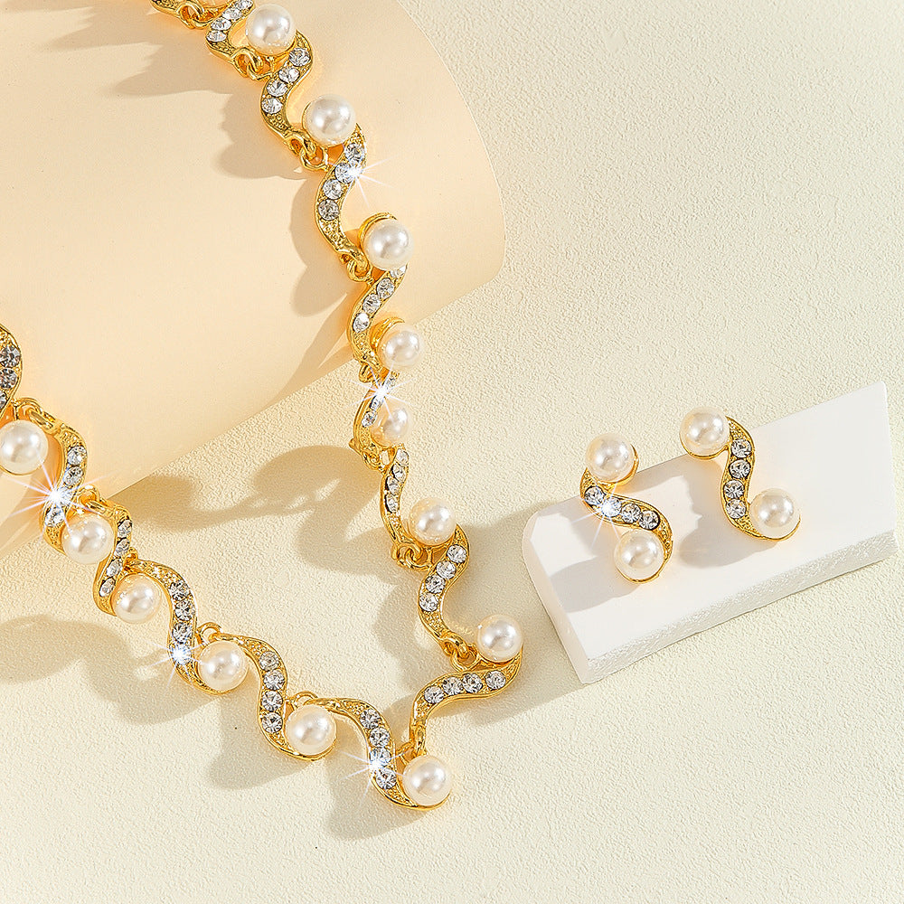 Wavy Rhinestone Faux Pearl Choker Jewelry Set, Necklace & Stud Earrings