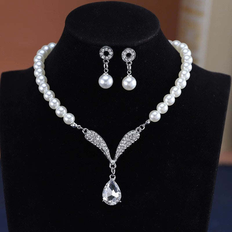 Pearl & Teardrop Crystal Jewelry Set: Necklace & Earrings