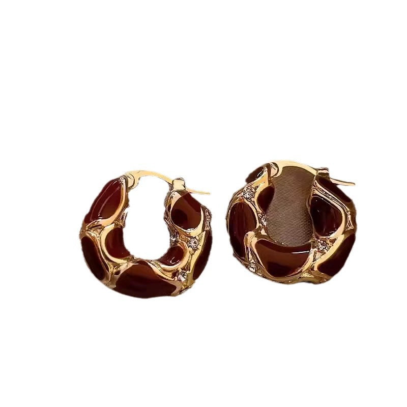 Vintage Amber Enamel Hoop Earrings Irregular Leopard Textured Glaze Pave Tiny Crystal Gold Plated Huggie Click Lock Ear Buckle Earrings For Women Autumn Winter
