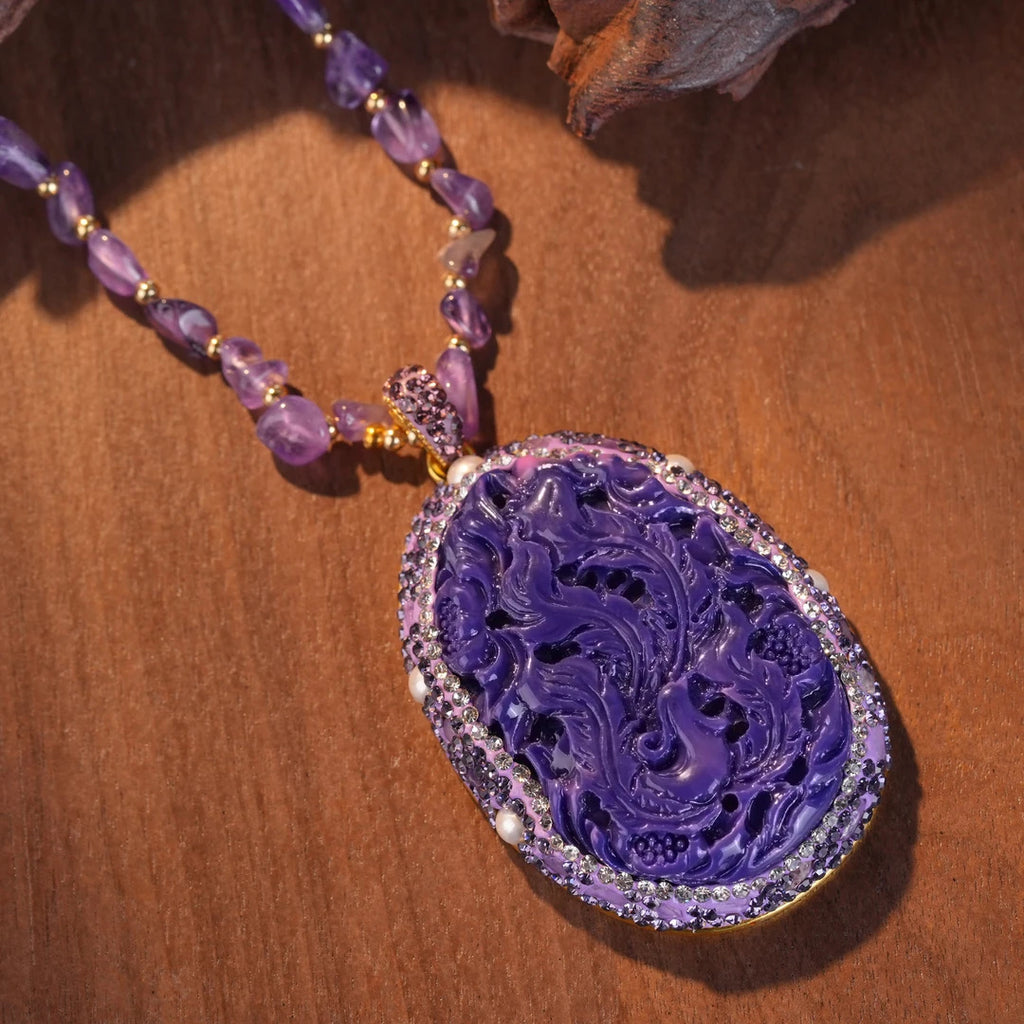 Vintage Hollow Carved Phoenix Floral Oval Pendant Necklace Natural Irregular Amethyst Chip Beaded Chain Purple Rhinestone & Pearl Border Gold Plated Women Chinese Style Sweater Necklace