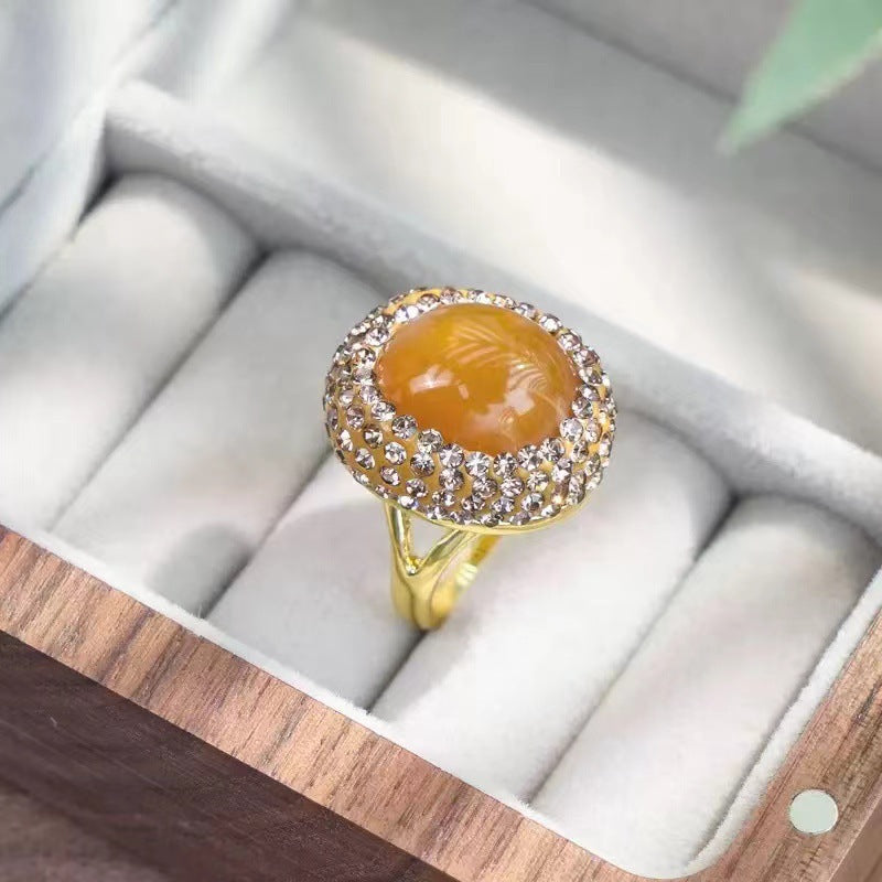 Vintage Large Oval Cabochon Gem Ring Sparkly Rhinestone Surround Open Adjustable Finger Ring Anti-Fade Gold Plated Party Jewelry Gift