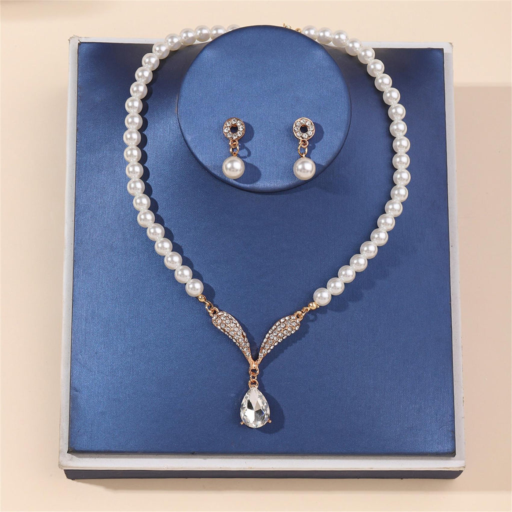 Pearl & Teardrop Crystal Jewelry Set: Necklace & Earrings