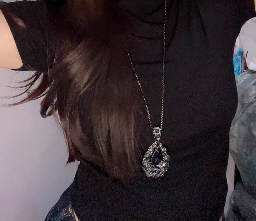 Vintage Hollow Teardrop Sapphire Crystal Pendant Long Sweater Necklace Gunmetal Rhinestone Chain Women Jewelry