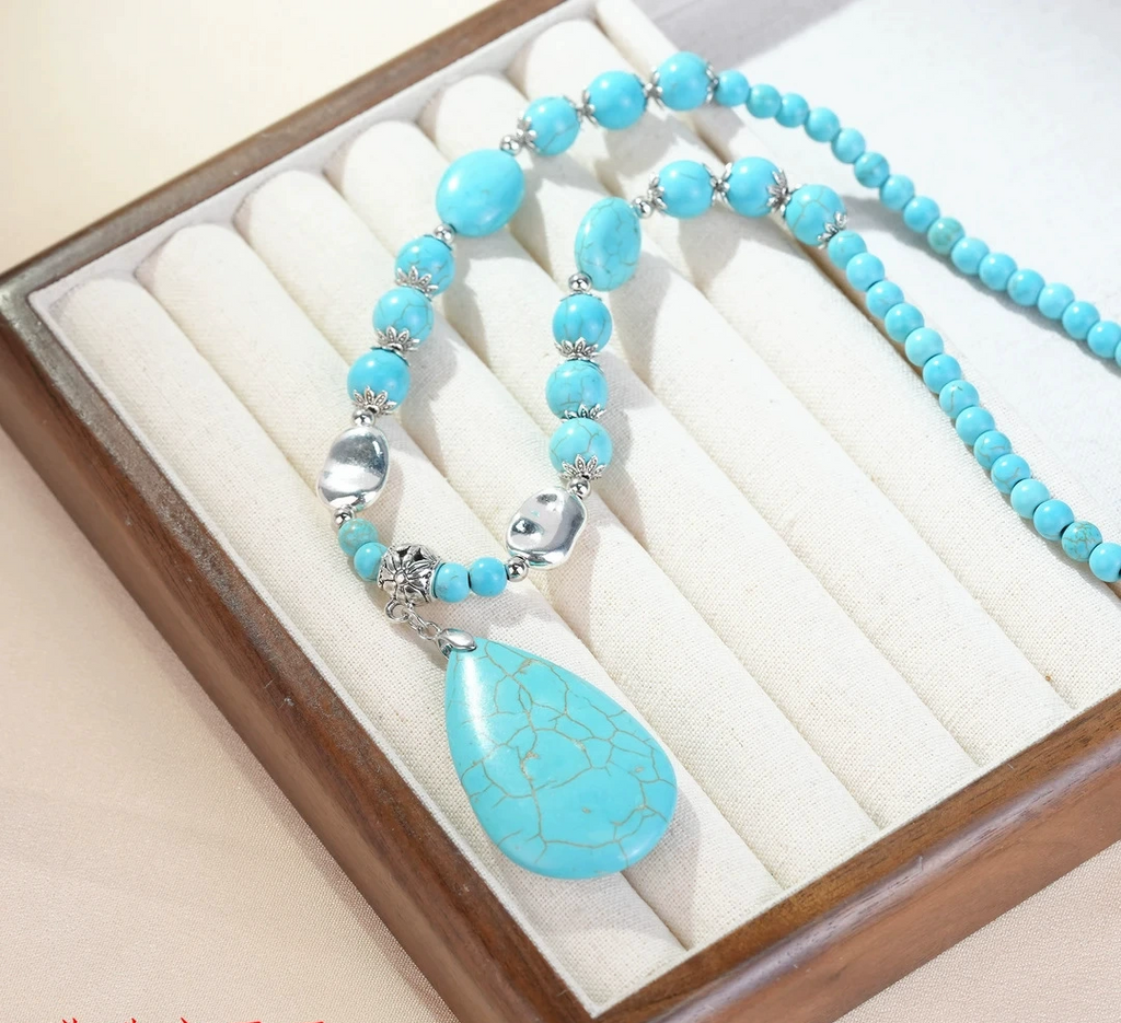 Southwest Ethnic Natural Cracked Turquoise Drop C Pendant Mid-Length Beaded Sweater Chain Irregular Silver Accent Beads Retro Western Cowgirl Casual Jewelry