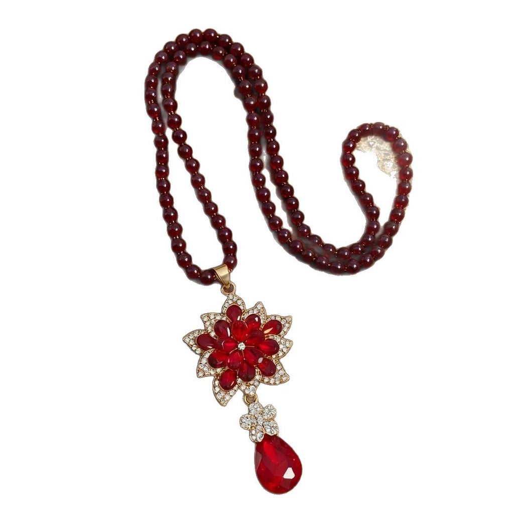 Vintage Fire Red Floral Teardrop Pendant Sweater Necklace Round Red Agate Bead Chain Full Pave White Crystal Gold Plated Chinese Wedding Banquet Long Layering Necklace For Women