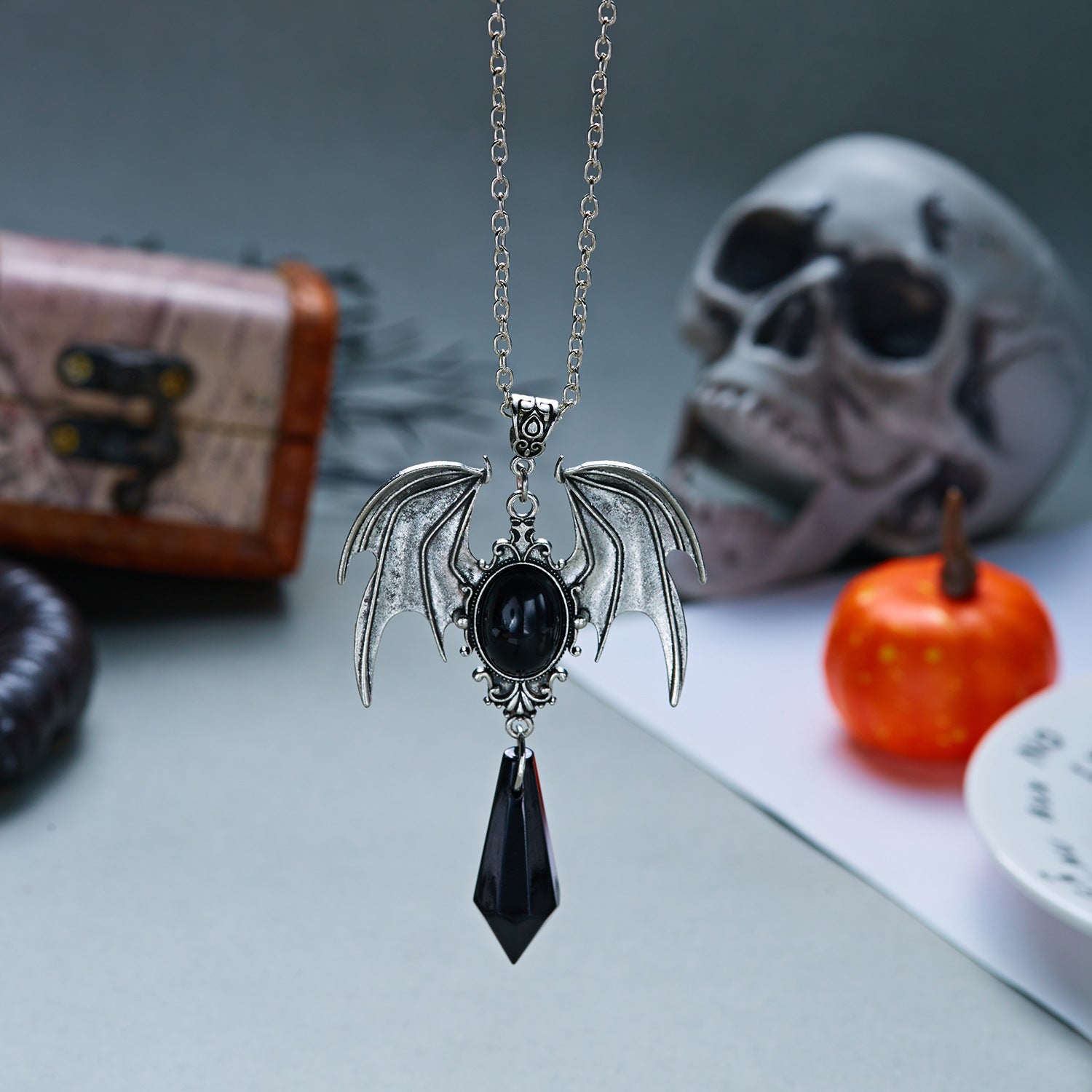 Vintage Gothic Bat Wing Jewelry Set, Halloween Crystal Pendant Necklace & Dangle Earrings Set Dark Punk Demon Wing Matching Jewelry For Women