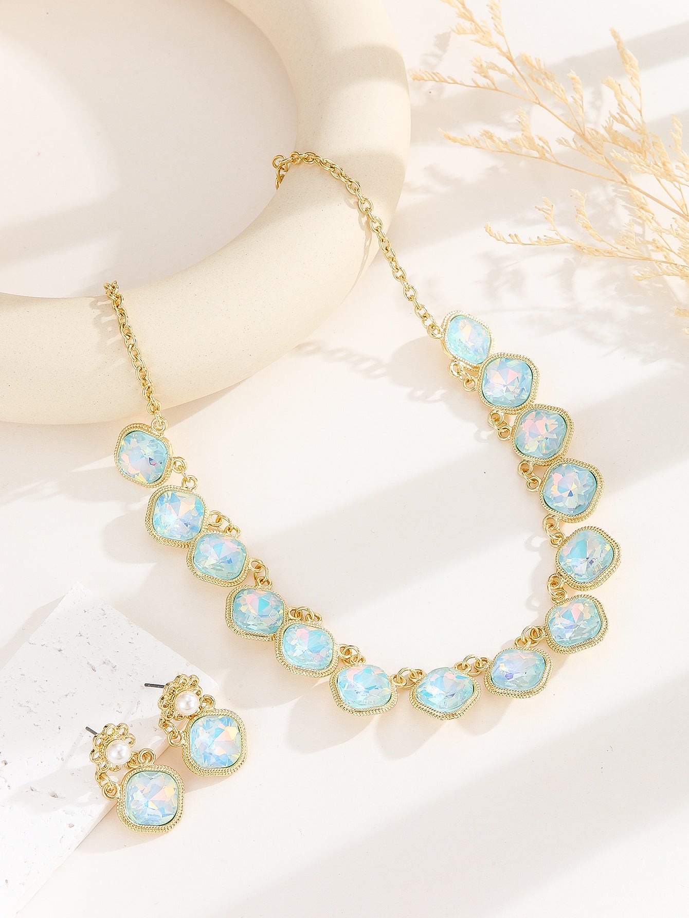 Gold Plated AB Iridescent Crystal Jewelry Set, Anti-allergy Pearl Drop Earrings & Adjustable Choker Necklace for Wedding Banquet