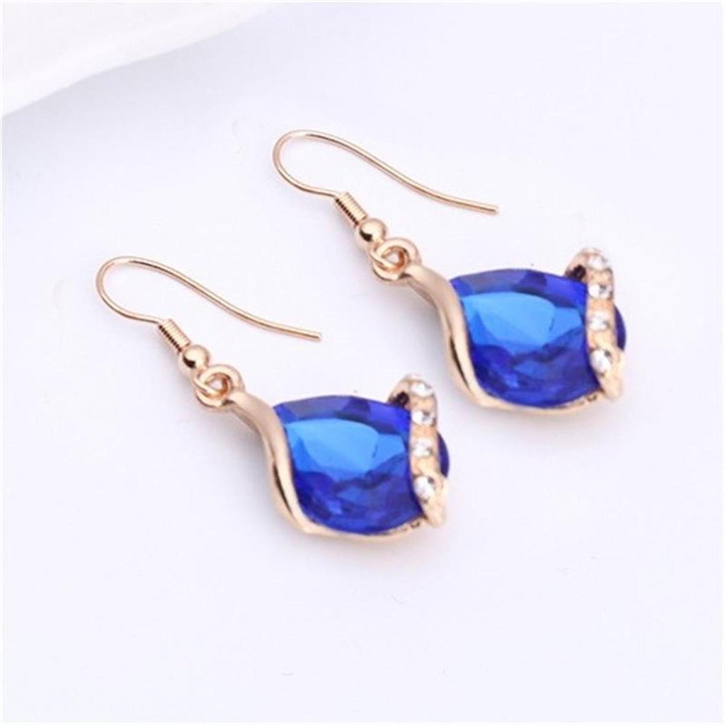 Parure de bijoux comprenant un collier avec pendentif en forme de goutte d'eau en cristal bleu et des boucles d'oreilles pendantes, en alliage de zinc hypoallergénique