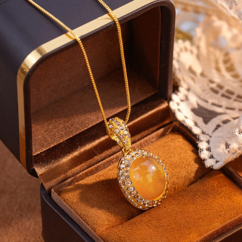 Vintage Oval Cabochon Yellow Amber Pendant Necklace Full Pave Champagne Zircon Halo Thin Gold Snake Chain Luxury Minimalist Layering Clavicle Necklace For Women