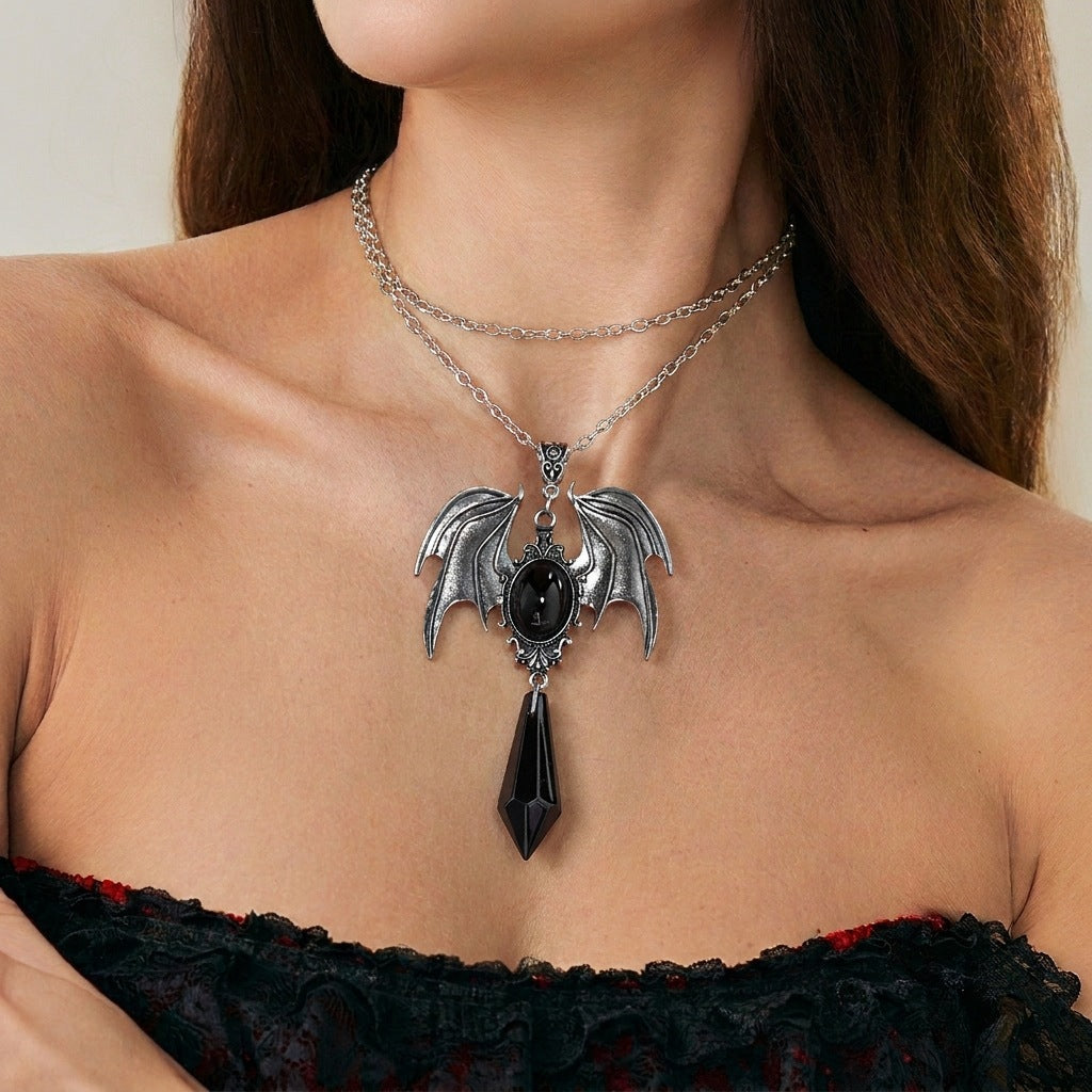 Vintage Gothic Bat Wing Jewelry Set, Halloween Crystal Pendant Necklace & Dangle Earrings Set Dark Punk Demon Wing Matching Jewelry For Women