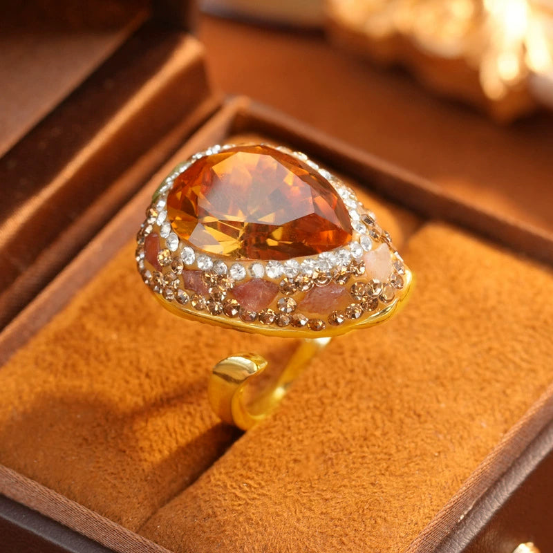 Vintage Large Pear Shape Thermochromic Mood Crystal Ring Full Surround Clear Rhinestone Adjustable Open Band Anti-Fade Gold Ladies Evening Party Jewelry Gift
