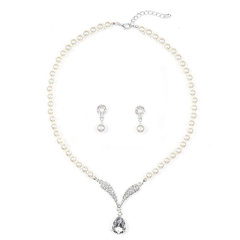 Pearl & Teardrop Crystal Jewelry Set: Necklace & Earrings
