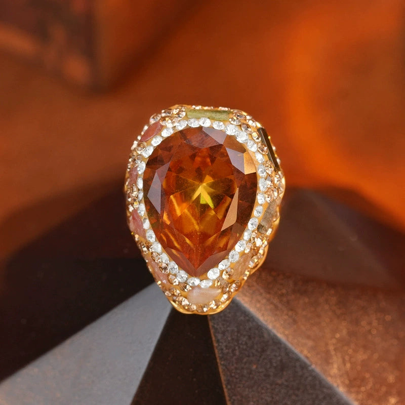 Vintage Large Pear Shape Thermochromic Mood Crystal Ring Full Surround Clear Rhinestone Adjustable Open Band Anti-Fade Gold Ladies Evening Party Jewelry Gift