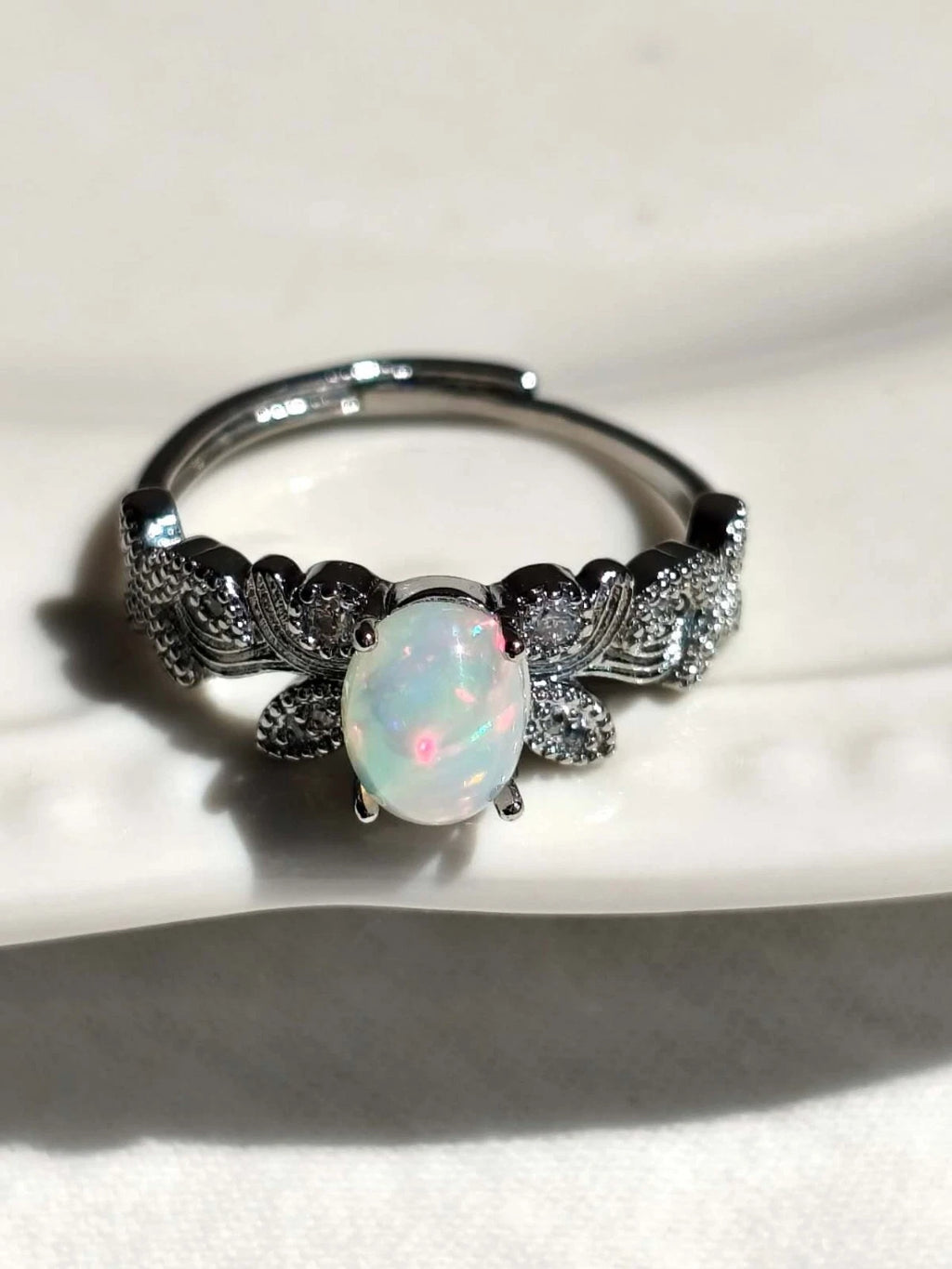 opal stone hinged opening ring