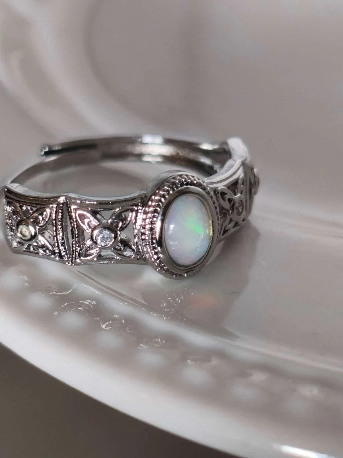 opal stone hinged opening ring