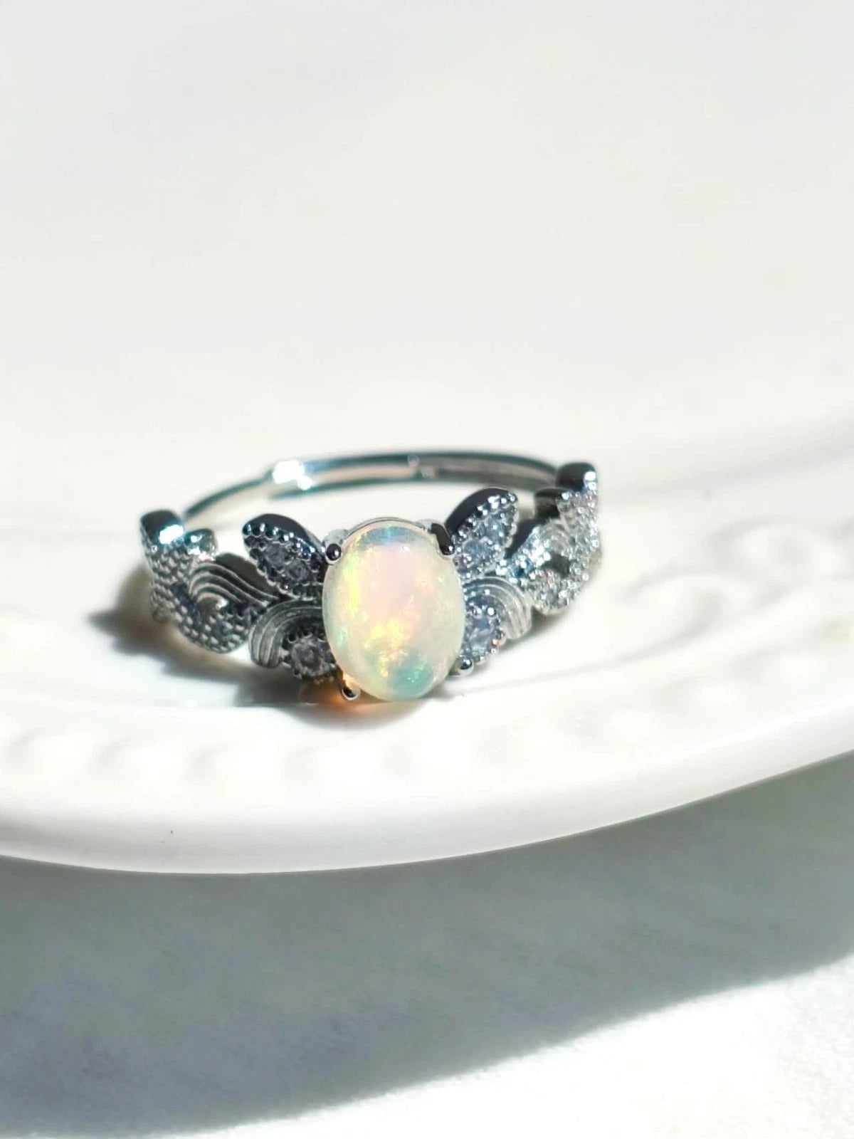 opal stone hinged opening ring