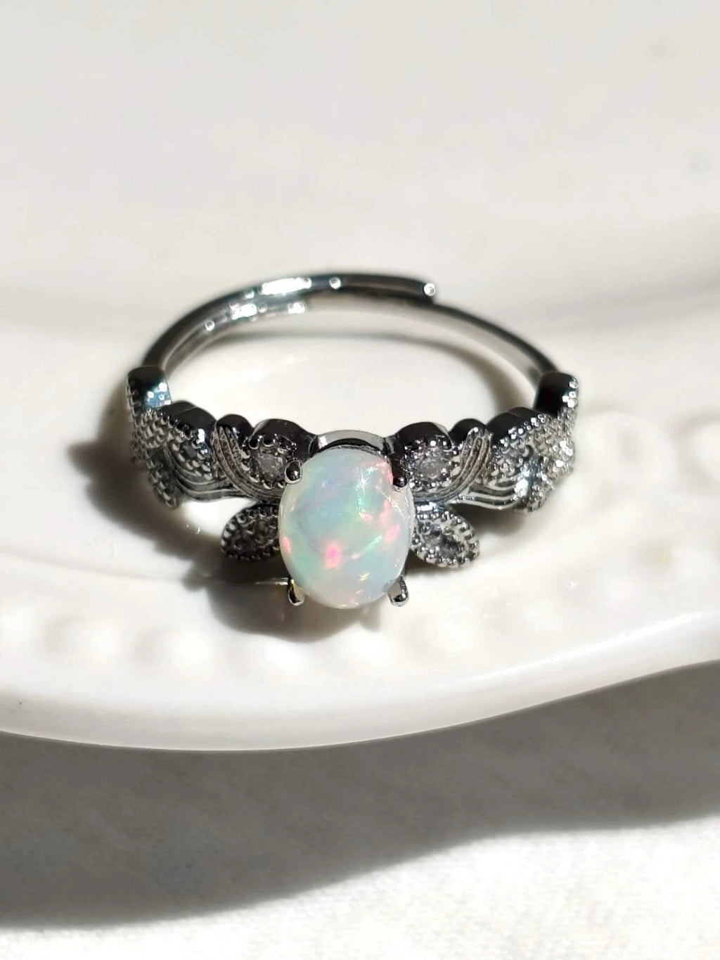 opal stone hinged opening ring
