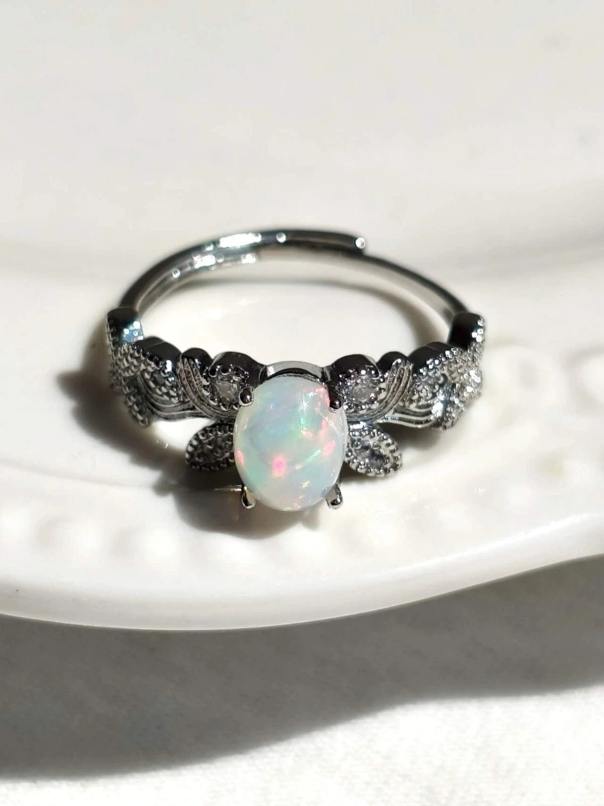 opal stone hinged opening ring