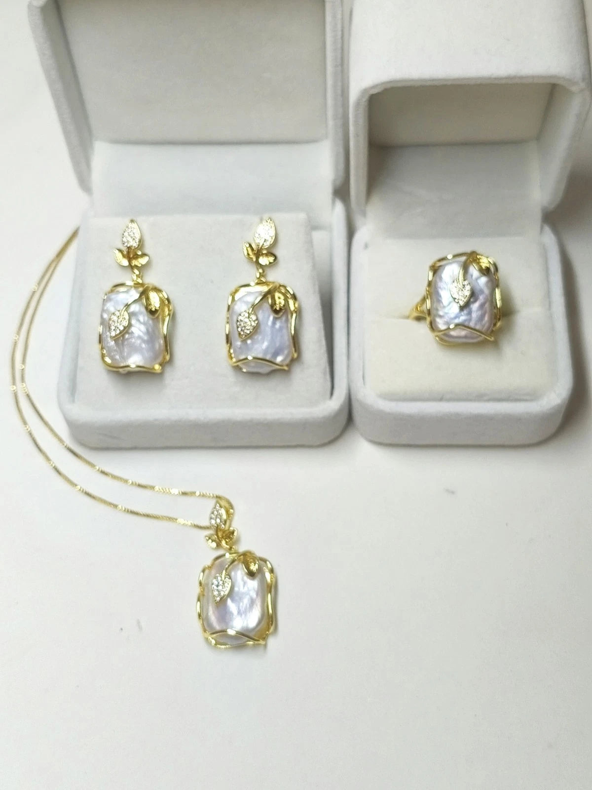 3-Piece Natural Baroque Pearl Jewelry Set, 18K Gold Plated, French Style