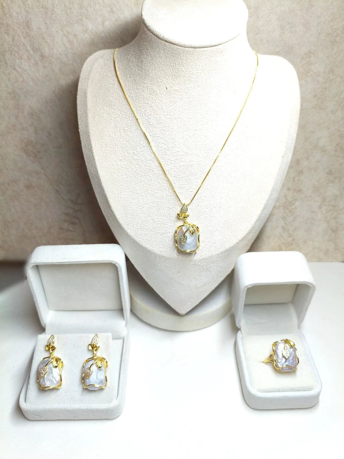 3-Piece Natural Baroque Pearl Jewelry Set, 18K Gold Plated, French Style