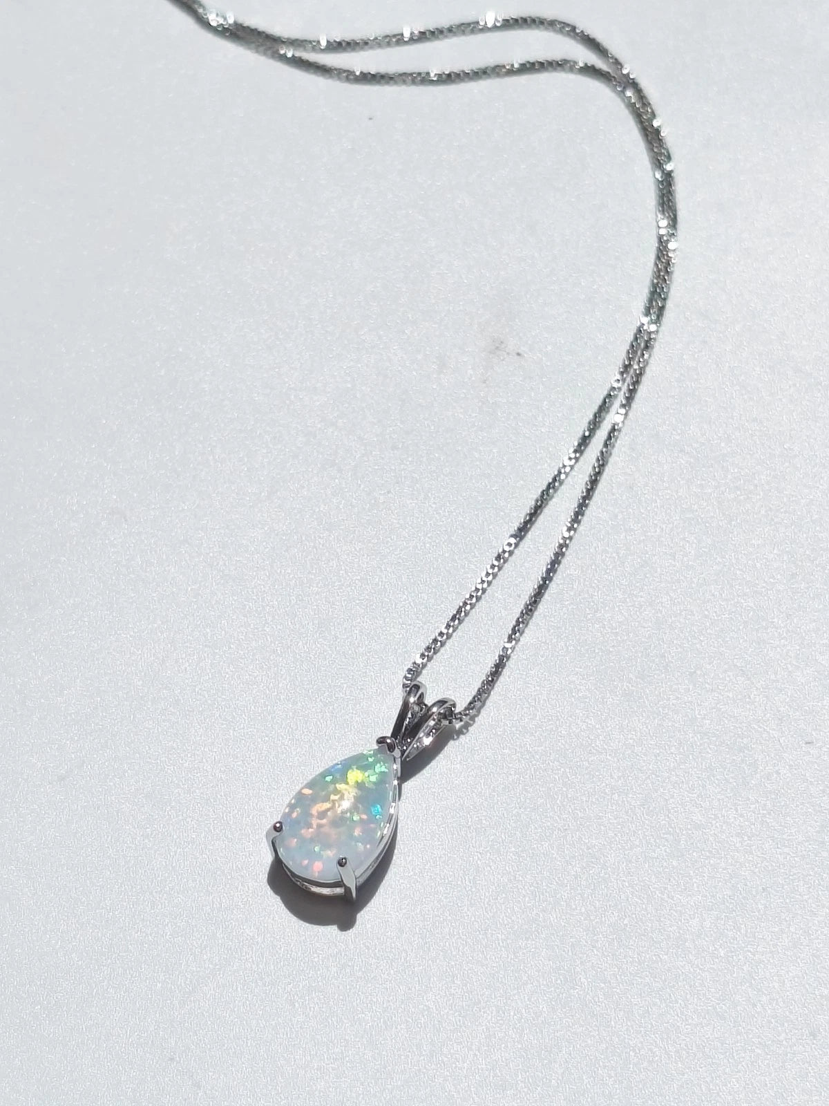 18K white gold plated teardrop-shaped opal necklace