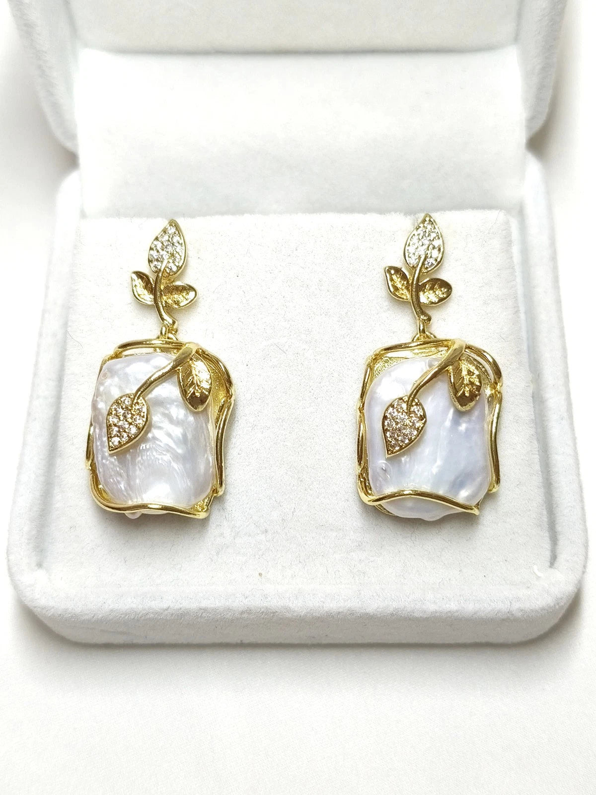 3-Piece Natural Baroque Pearl Jewelry Set, 18K Gold Plated, French Style