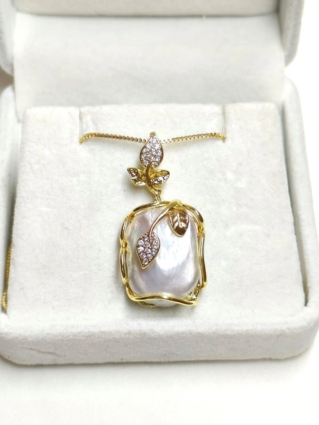 3-Piece Natural Baroque Pearl Jewelry Set, 18K Gold Plated, French Style