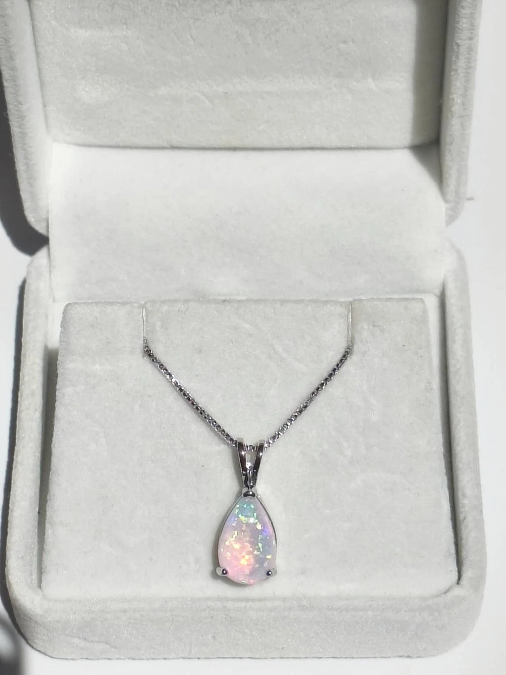 18K white gold plated teardrop-shaped opal necklace