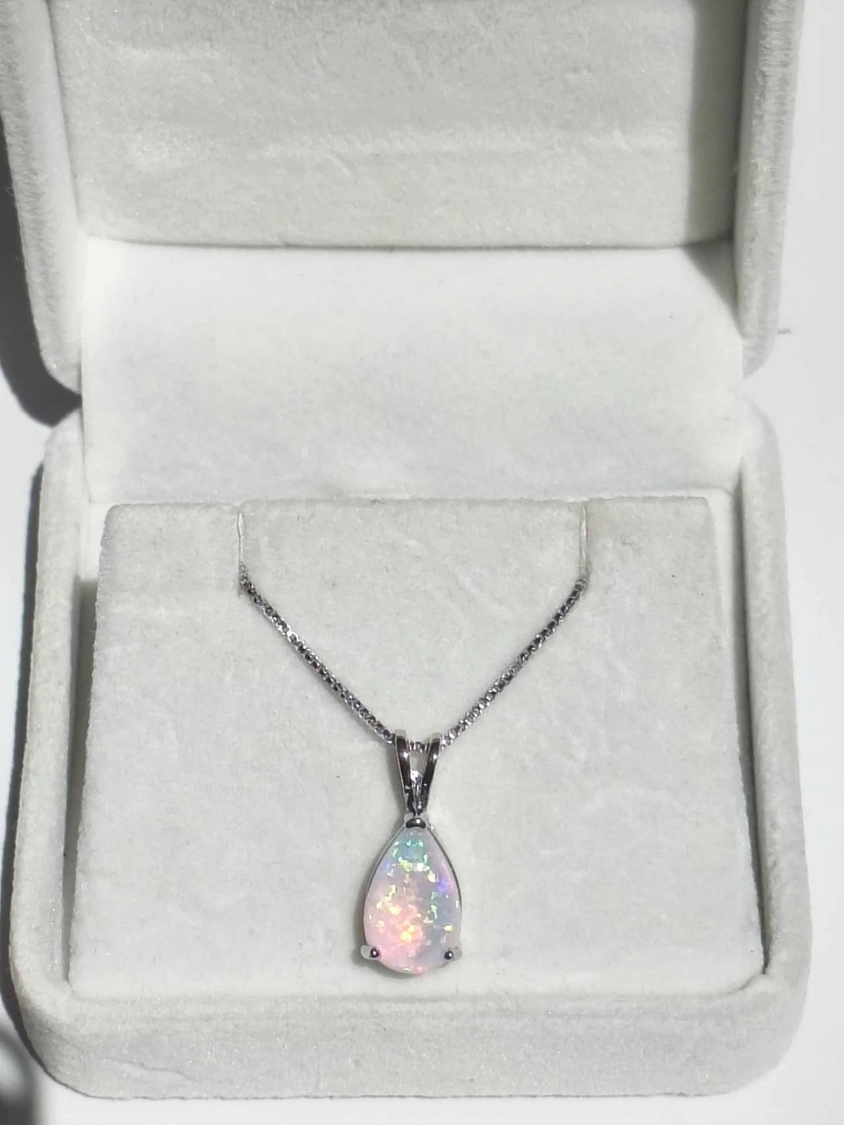 18K white gold plated teardrop-shaped opal necklace