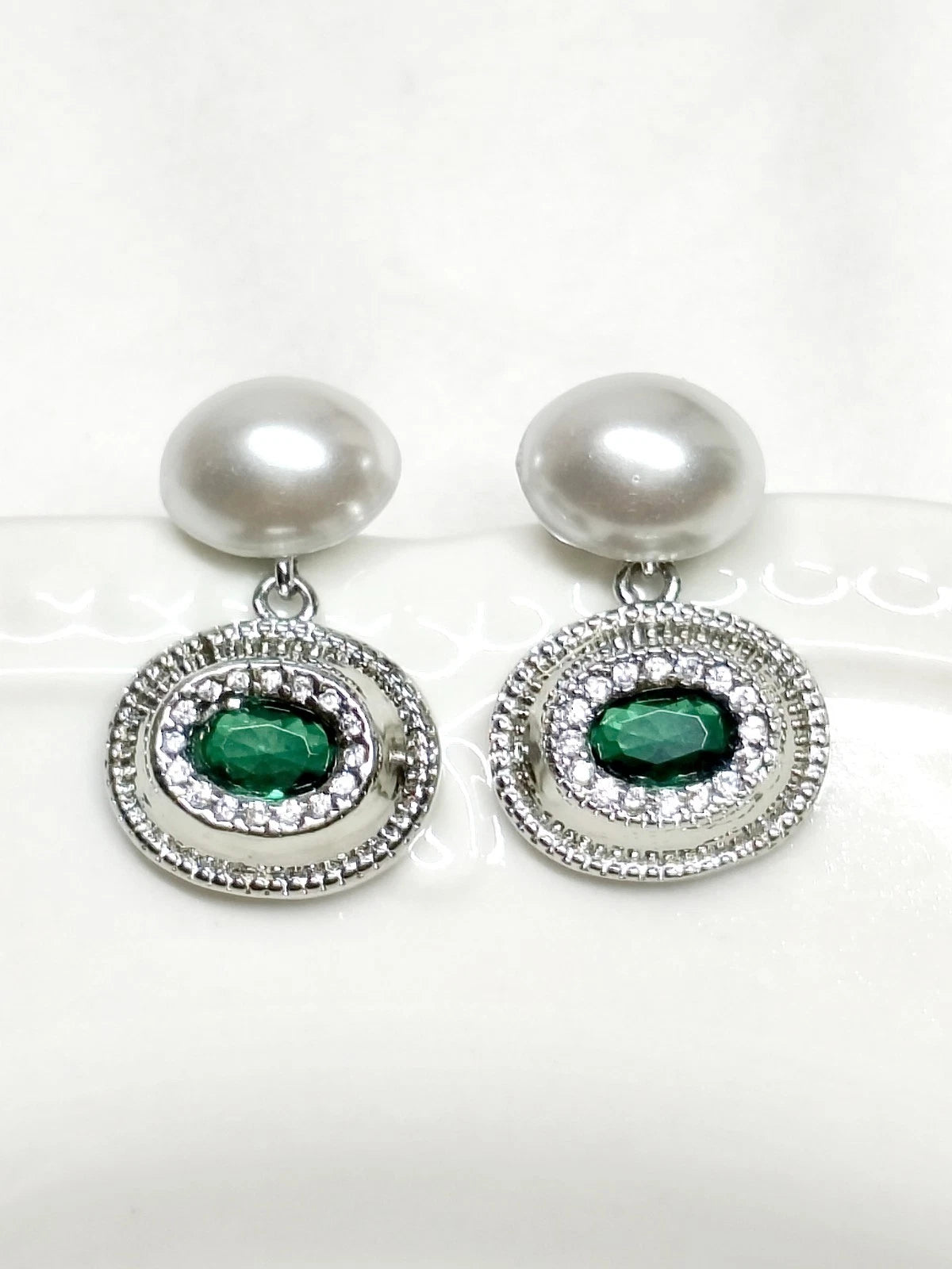 Silver Plated Natural Pearl Jewelry Set, Single Pearl Choker Necklace & Emerald Cubic Zirconia Drop Earrings 925 Silver Pin Hypoallergenic Women Formal Jewelry
