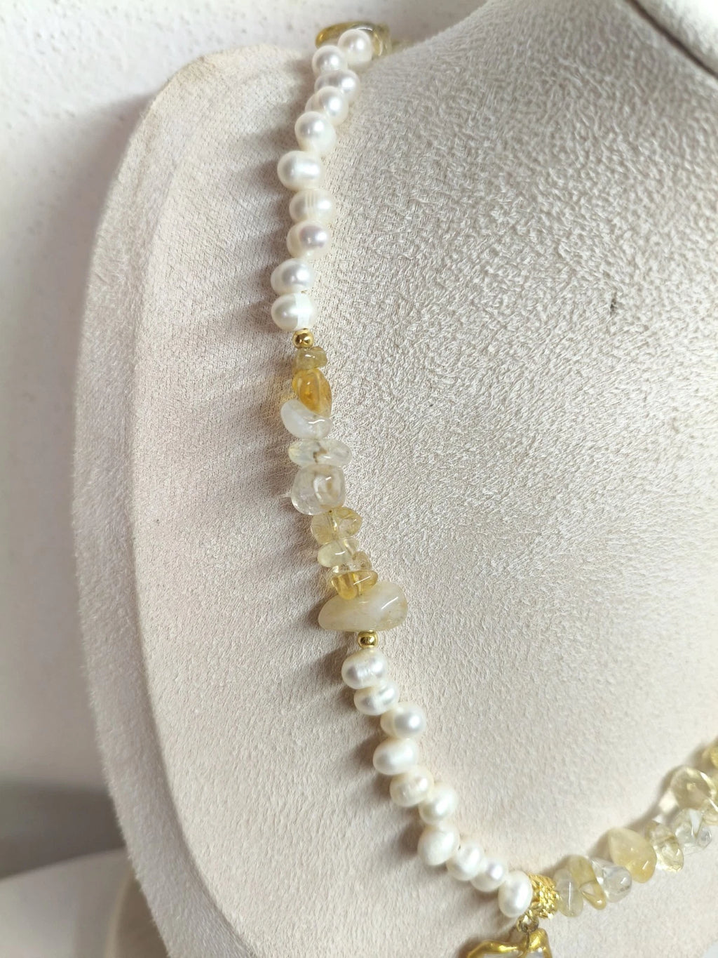 Natural Freshwater Pearl Citrine Chip Bead Necklace, Irregular Baroque Shell Pendant 14K Gold Plated Adjustable Chain Boho Jewelry for Women