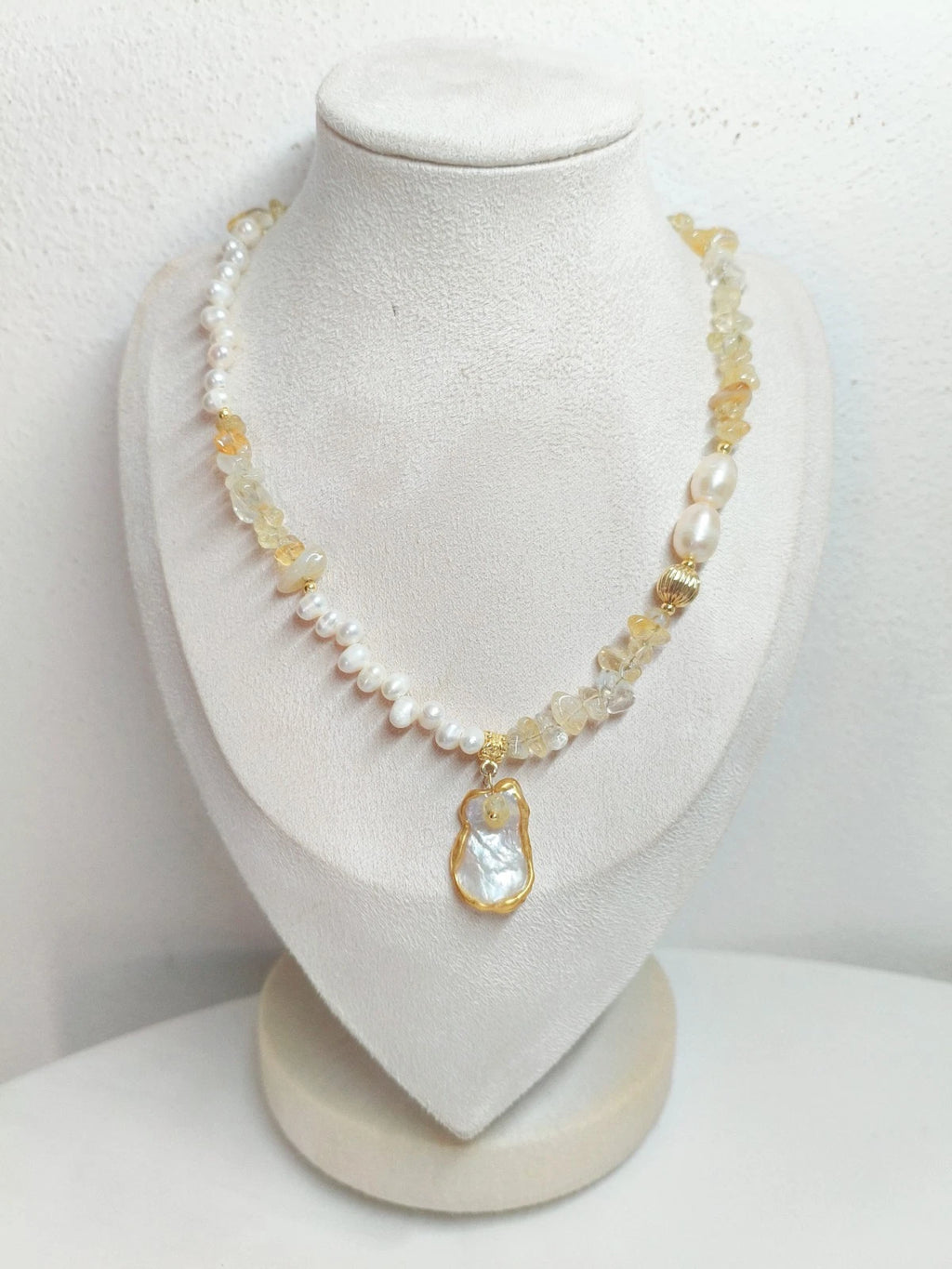 Natural Freshwater Pearl Citrine Chip Bead Necklace, Irregular Baroque Shell Pendant 14K Gold Plated Adjustable Chain Boho Jewelry for Women
