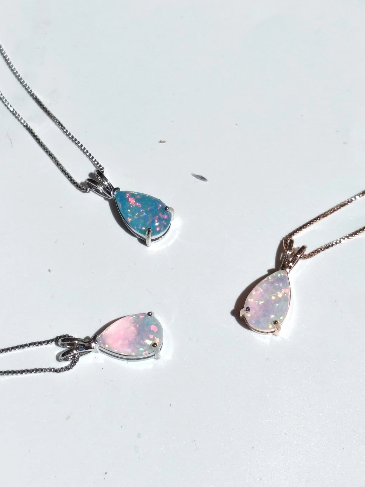 18K white gold plated teardrop-shaped opal necklace