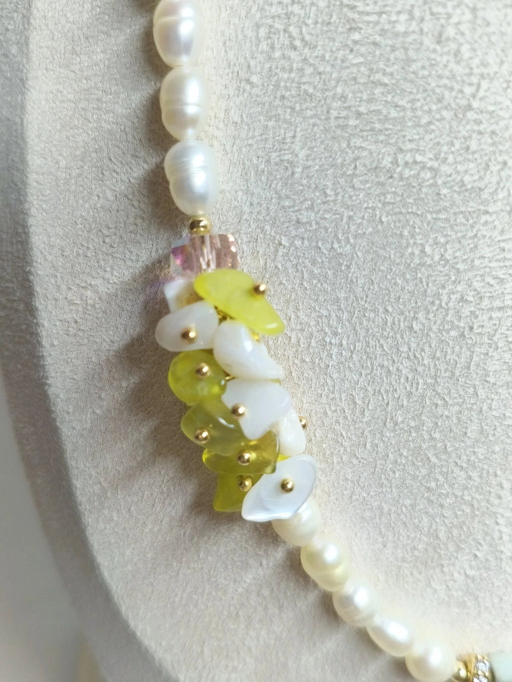 Handmade Baroque Freshwater Pearl Mixed Natural Stone Beaded Necklace, Irregular Keshi Pearl Shell Pendant Adjustable Gold Chain Boho Summer Jewelry